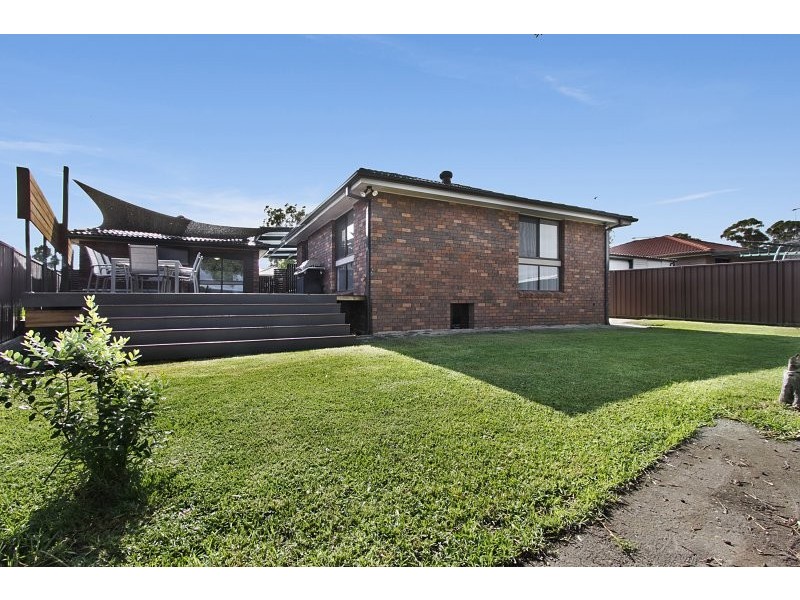 232 Banks Drive, St Clair NSW 2759