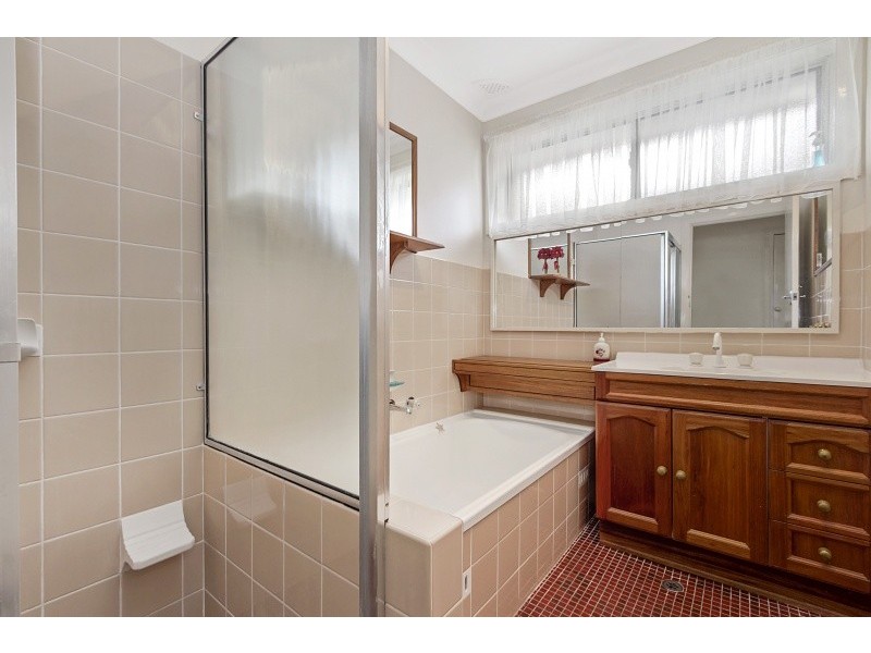 11 Oleander Street, Greystanes NSW 2145