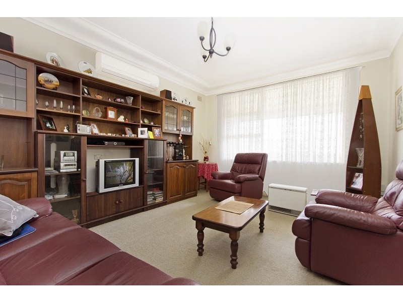 9 Dudley Ave, Blacktown NSW 2148