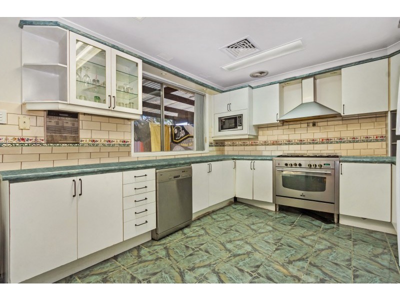 11 Acacia Pl, Greystanes NSW 2145