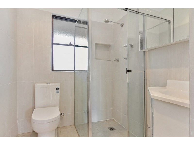 6 Illoca Place, Toongabbie NSW 2146