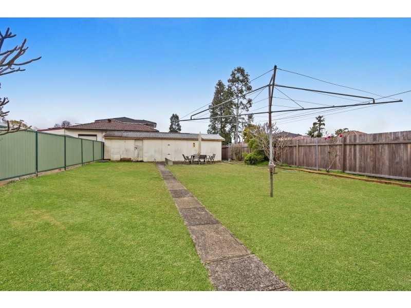 11 Hunt Street, Guildford West NSW 2161