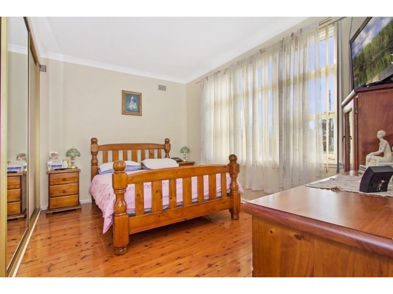 44 Monash Road, Blacktown NSW 2148