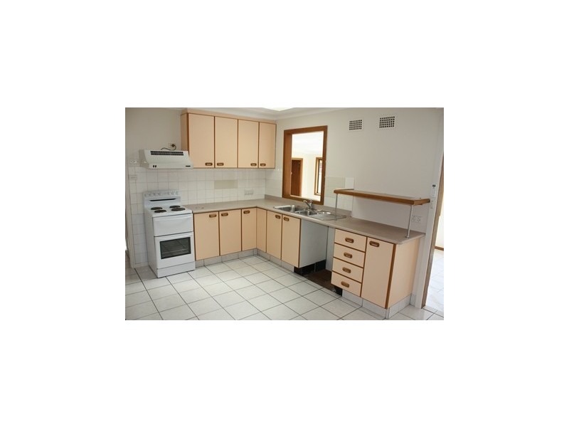 64 Hanbury Street, Greystanes NSW 2145