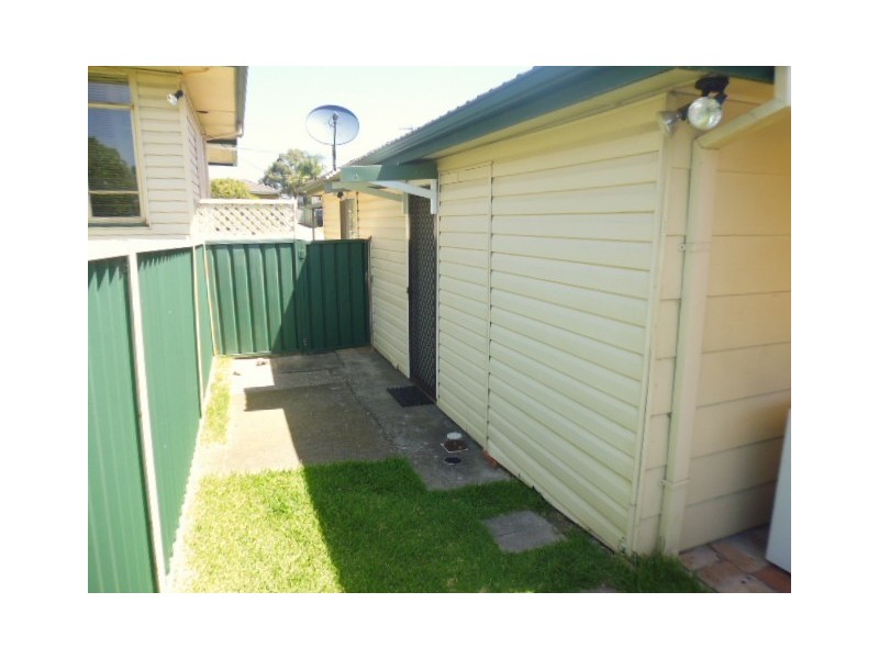 4a Leonard Avenue, Greystanes NSW 2145