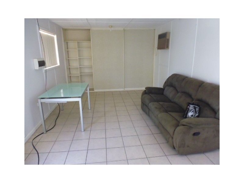 4a Leonard Avenue, Greystanes NSW 2145