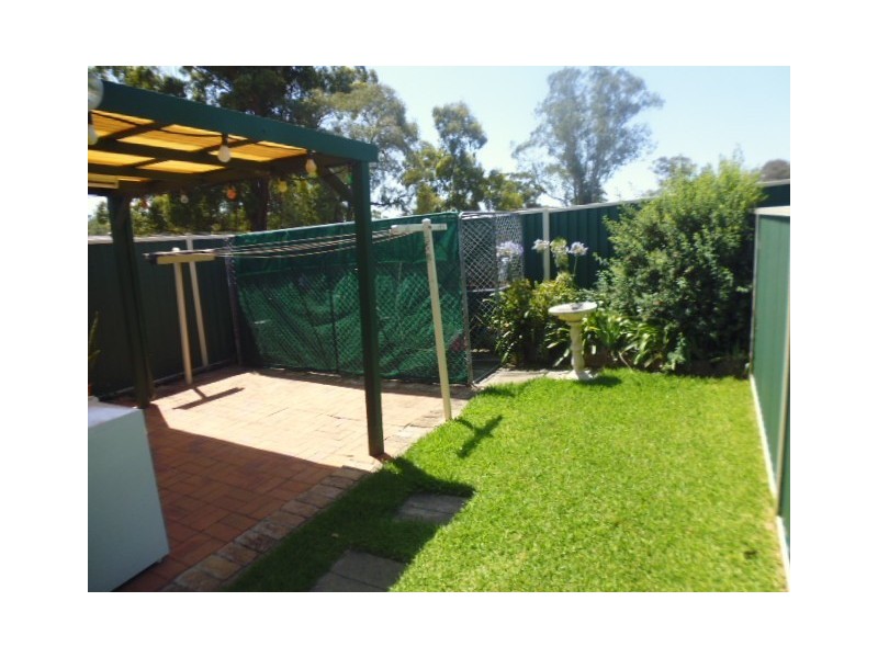 4a Leonard Avenue, Greystanes NSW 2145