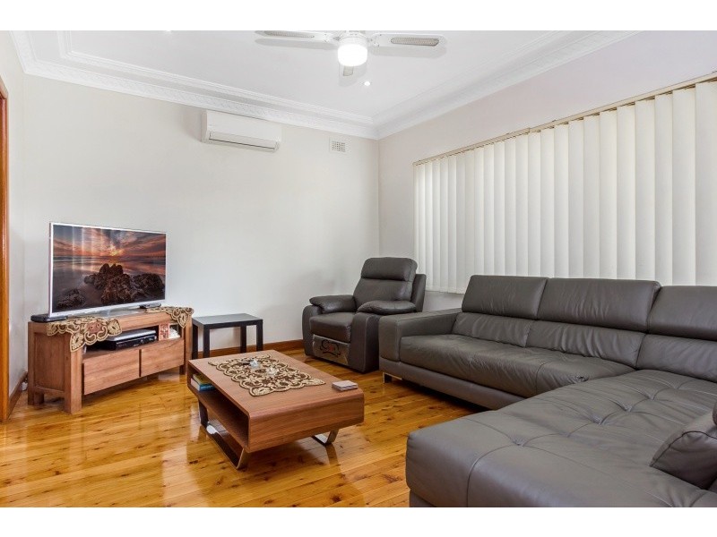 3 Marin Place, Merrylands NSW 2160