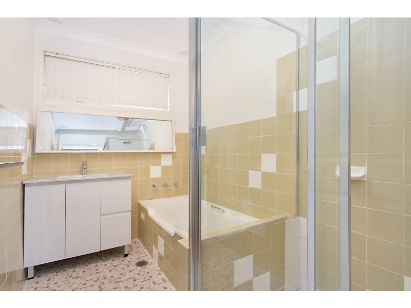 14 Lester Road, Greystanes NSW 2145