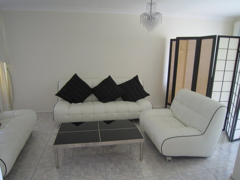 14 Billabong Street, Pendle Hill NSW 2145