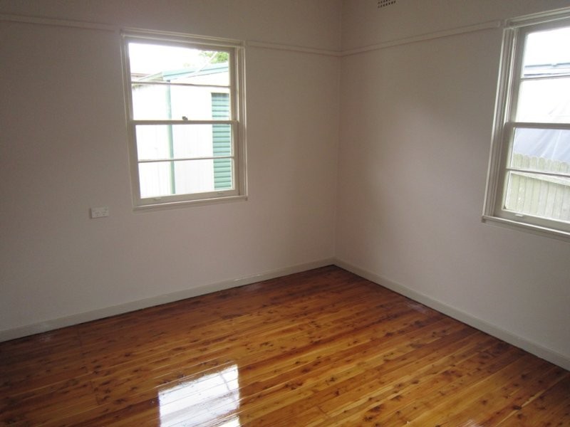 28 Toohey Avenue, Westmead NSW 2145