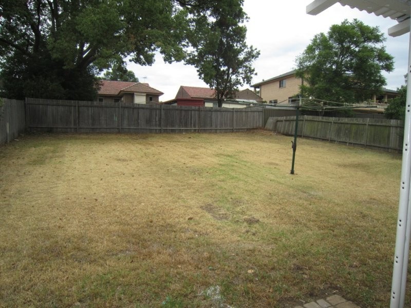 28 Toohey Avenue, Westmead NSW 2145