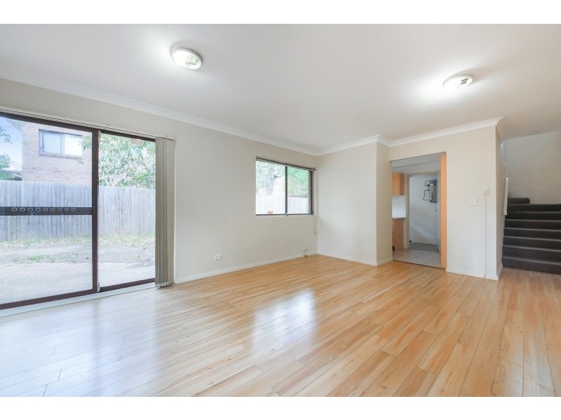 9/211 Hawkesbury Road, Westmead NSW 2145