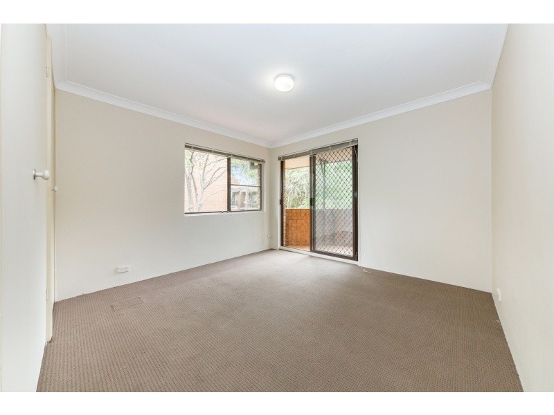 9/211 Hawkesbury Road, Westmead NSW 2145