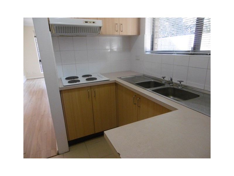 9/211 Hawkesbury Road, Westmead NSW 2145