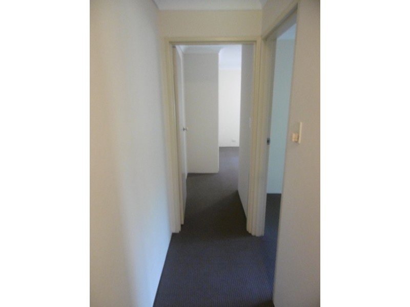 9/211 Hawkesbury Road, Westmead NSW 2145