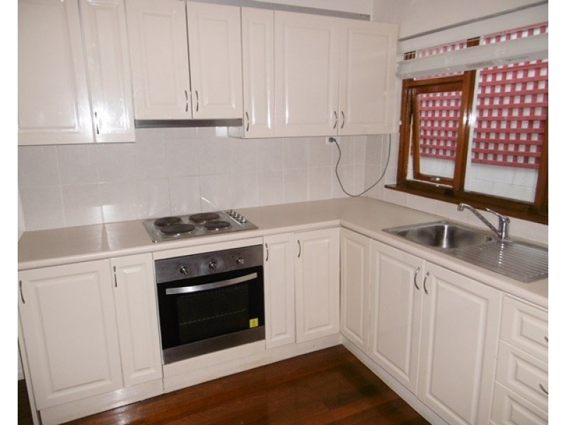 16 Sydney Joseph Drive, Seven Hills NSW 2147