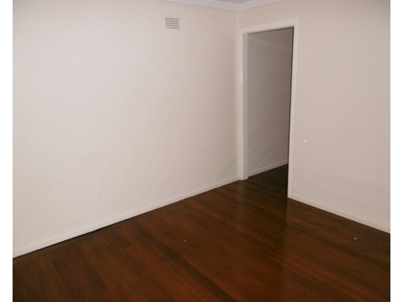 16 Sydney Joseph Drive, Seven Hills NSW 2147