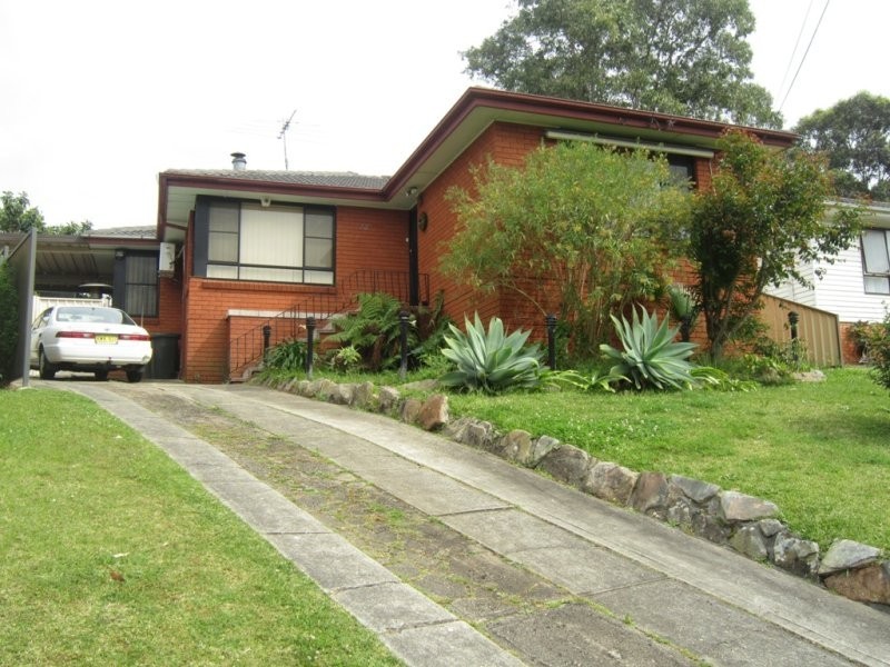 12 Orleans Crescent, Toongabbie NSW 2146