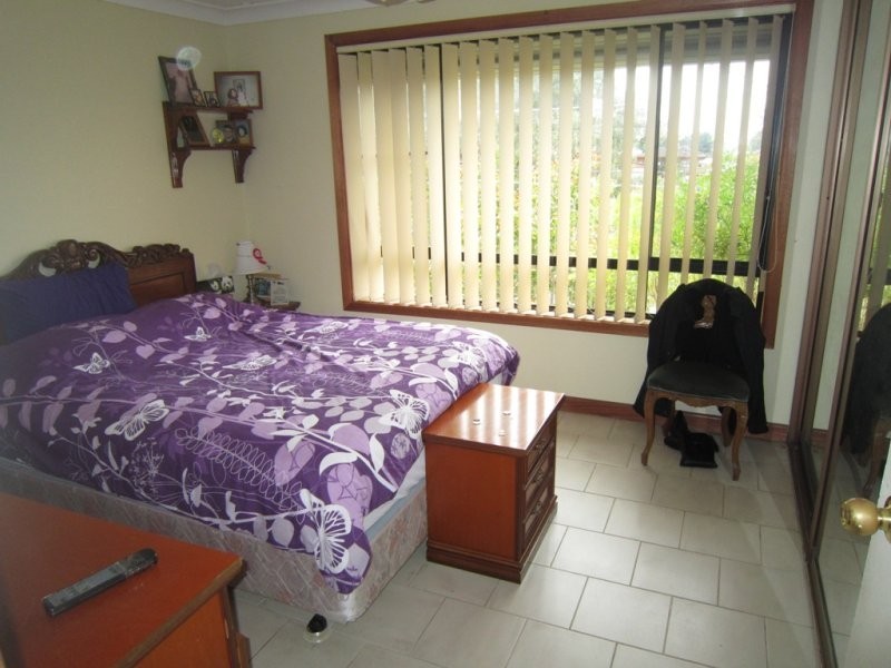 12 Orleans Crescent, Toongabbie NSW 2146