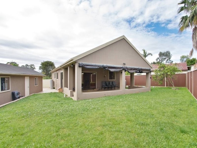 7 Flamingo Place, Pendle Hill NSW 2145
