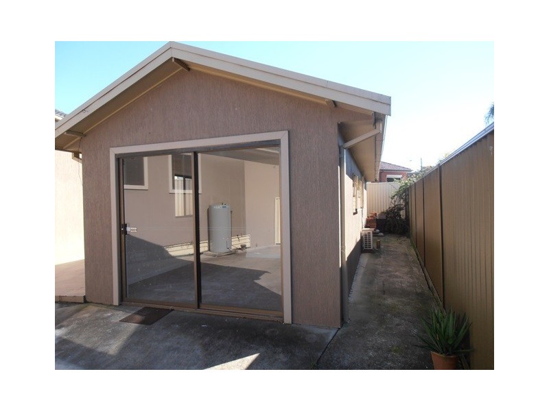 1/7 Flamingo Place, Pendle Hill NSW 2145