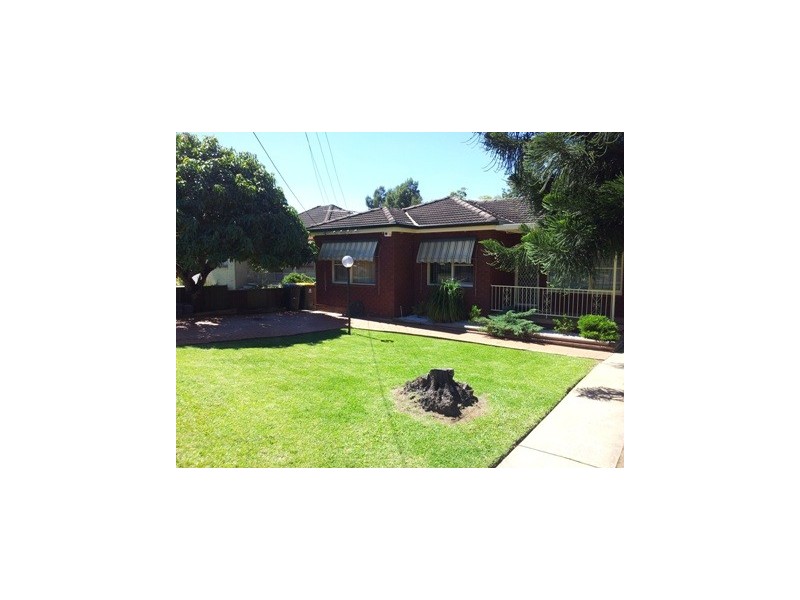 68 Berith Rd, Greystanes NSW 2145