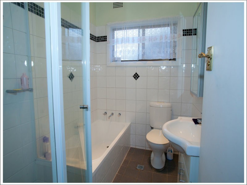 68 Berith Rd, Greystanes NSW 2145