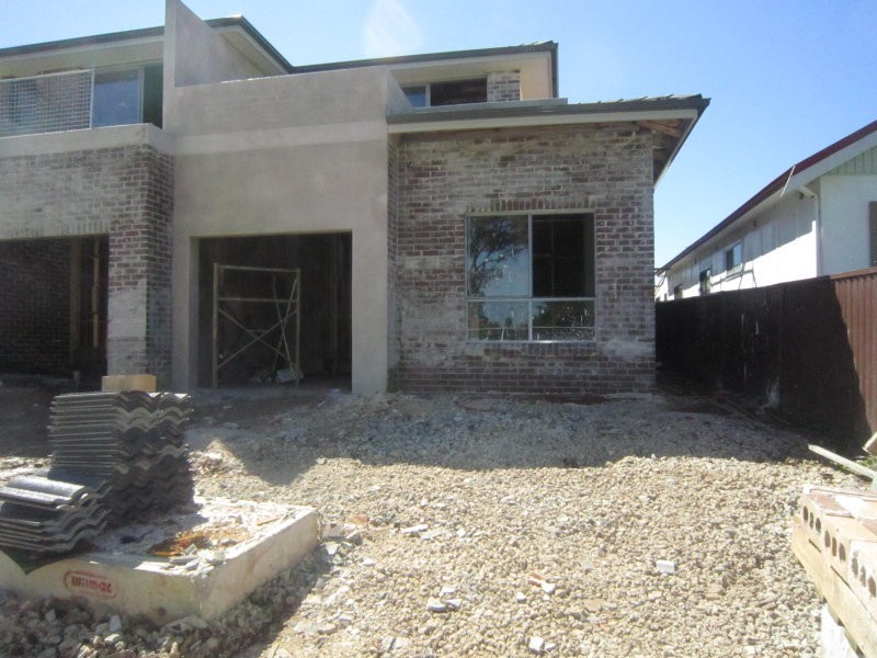 13 Springdale St, Wentworthville NSW 2145