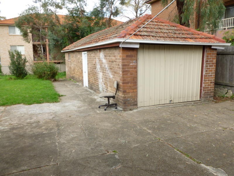 81 Boundary St, Granville NSW 2142