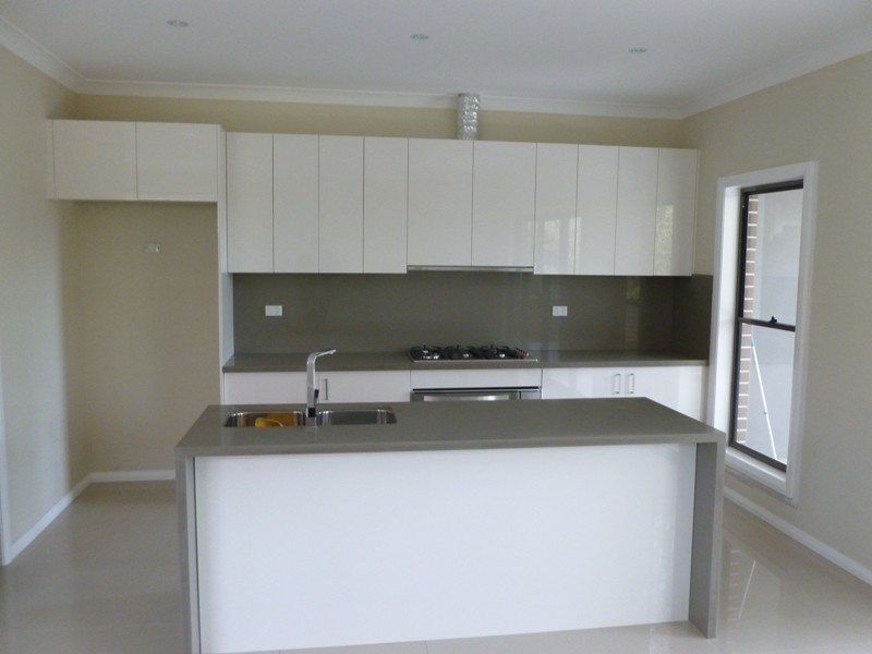 30 Hampden Rd, South Wentworthville NSW 2145