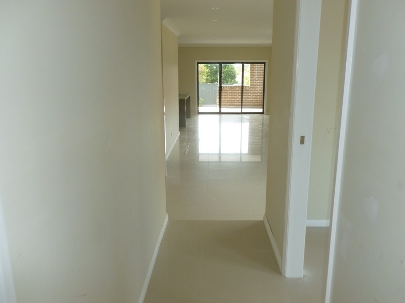 30 Hampden Rd, South Wentworthville NSW 2145