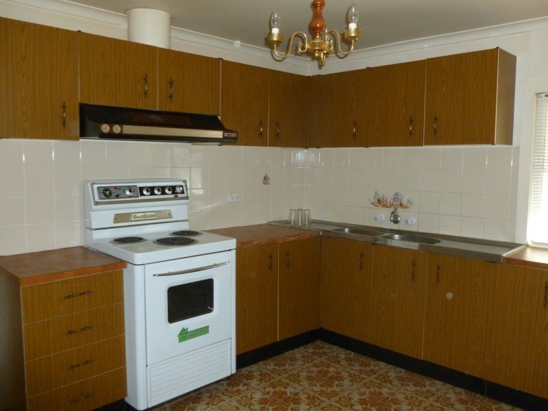 148 Girraween Rd, Girraween NSW 2145