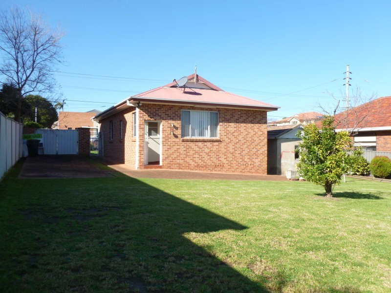 148 Girraween Rd, Girraween NSW 2145