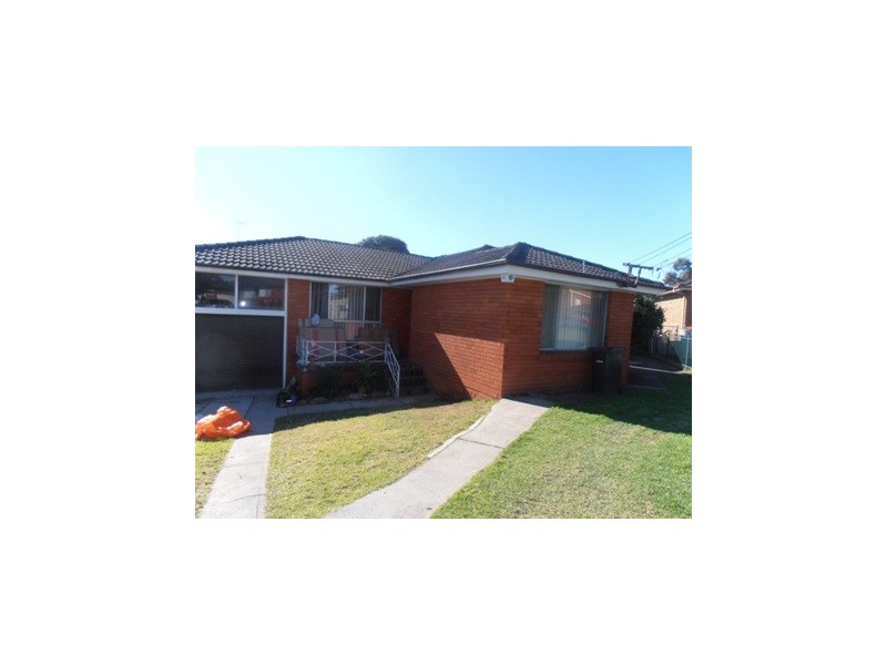 11 Casino Road, Greystanes NSW 2145