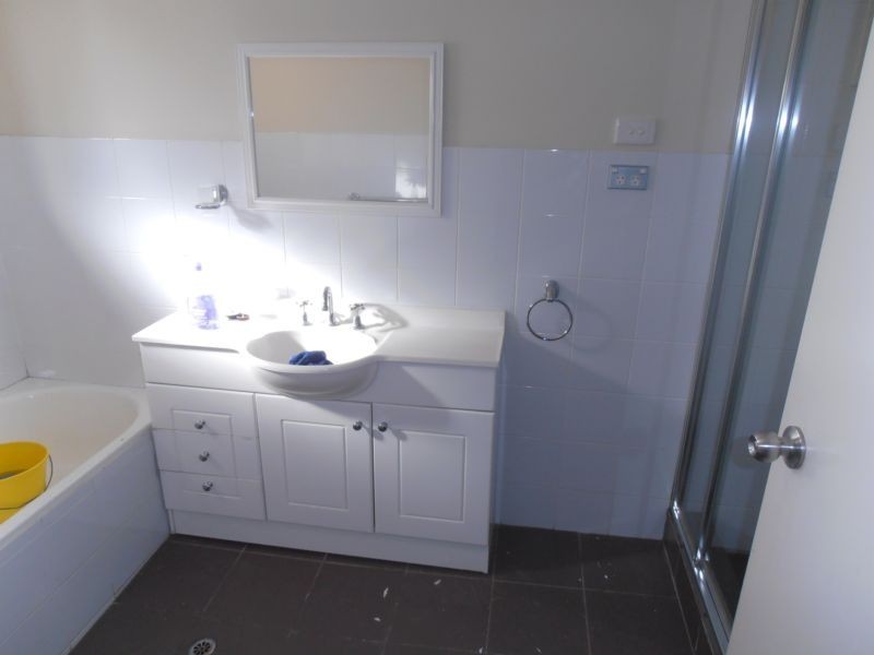 11 Casino Road, Greystanes NSW 2145