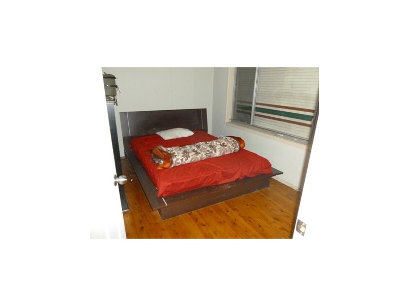 173 Woodville Rd, Merrylands NSW 2160