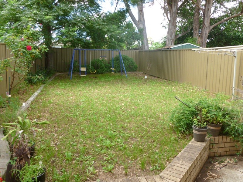 2 Fisher Crescent, Pendle Hill NSW 2145