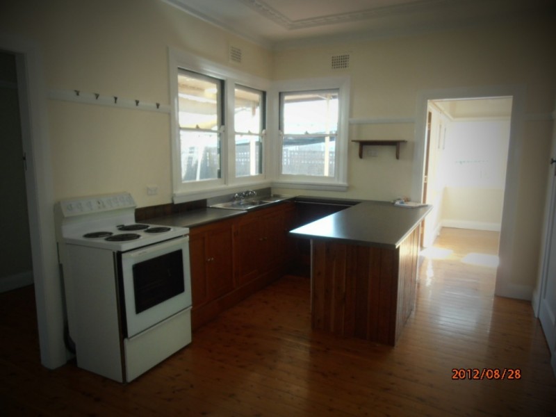 2 Lindsay Street, Wentworthville NSW 2145