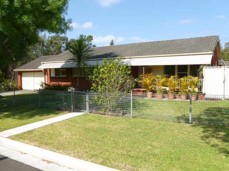 41 Sapphire St, Greystanes NSW 2145