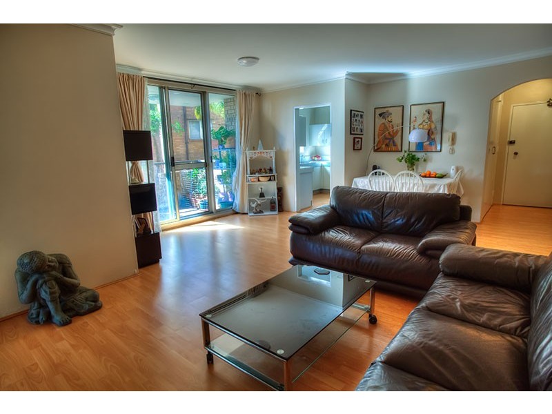 1/11-13 Good St, Parramatta NSW 2150