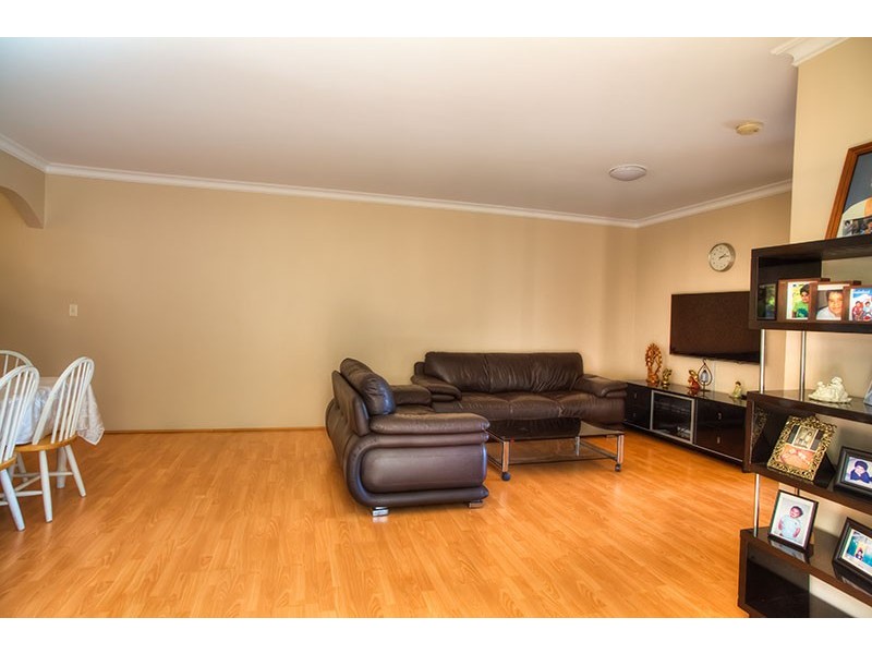 1/11-13 Good St, Parramatta NSW 2150