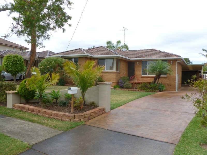 137 Darling St, Greystanes NSW 2145