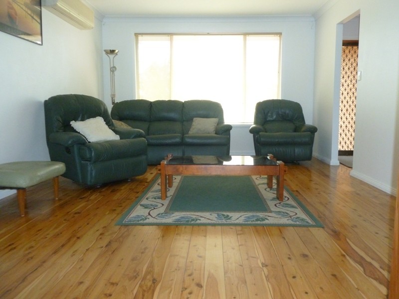 137 Darling St, Greystanes NSW 2145