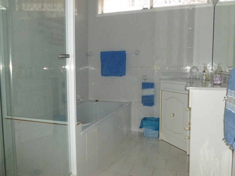 137 Darling St, Greystanes NSW 2145