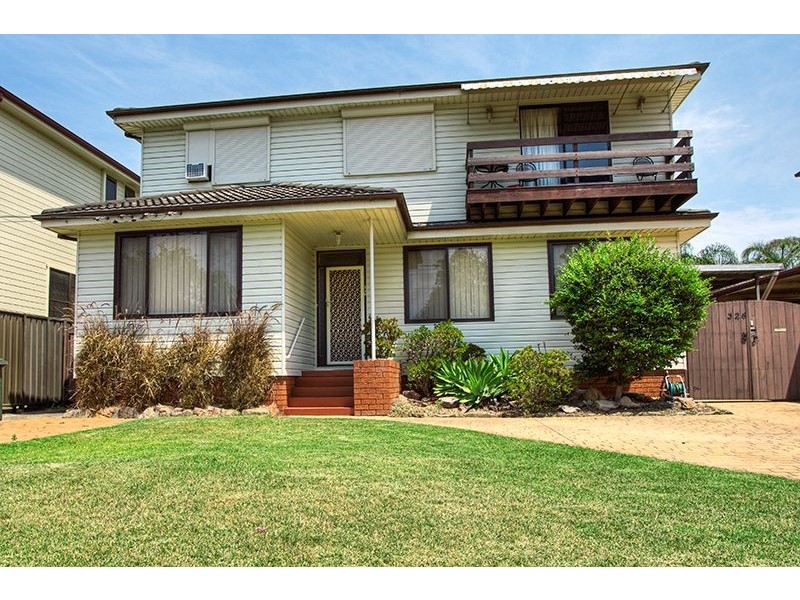 326 Old Windsor Rd, Old Toongabbie NSW 2146