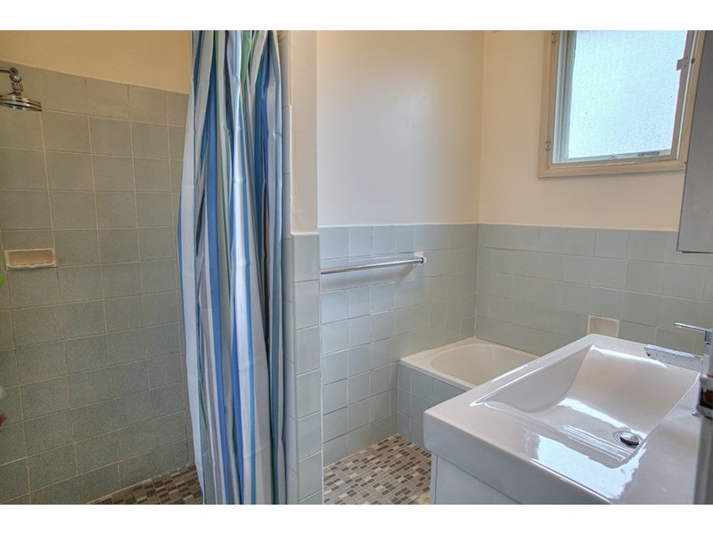 326 Old Windsor Rd, Old Toongabbie NSW 2146