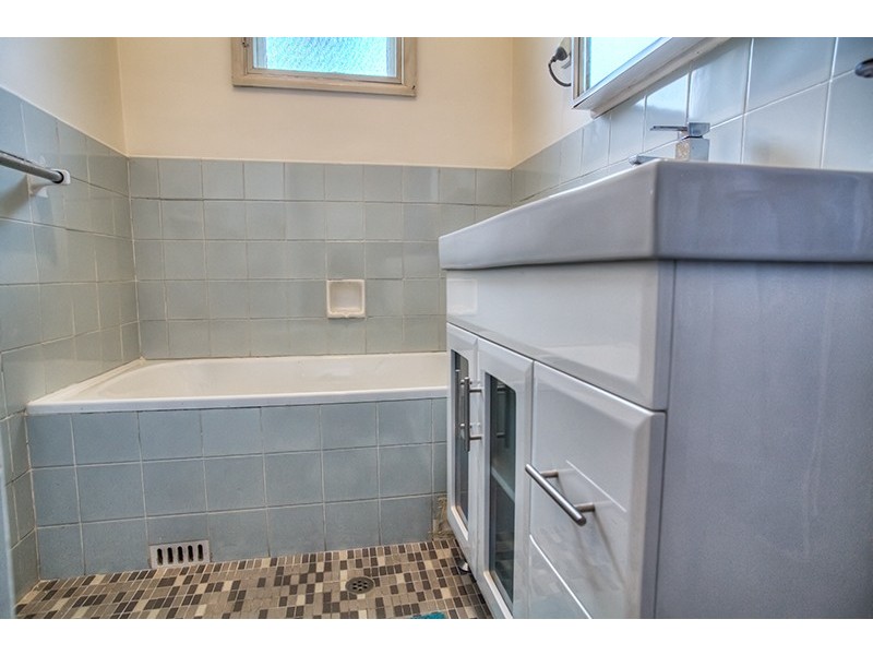 326 Old Windsor Rd, Old Toongabbie NSW 2146