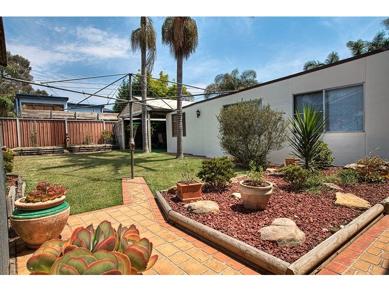 326 Old Windsor Rd, Old Toongabbie NSW 2146