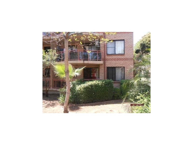 2/142 Station Street, Wentworthville NSW 2145